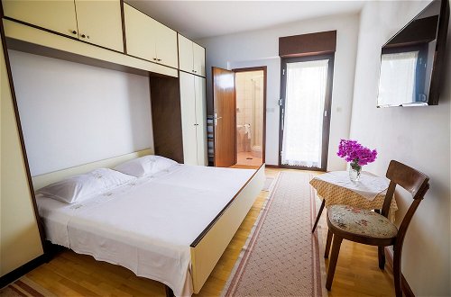 Foto 15 - Captivating 2-bed Apartment in Podstrana