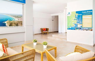 Photo 3 - Rv Hotels Apartamentos Estartit Confort