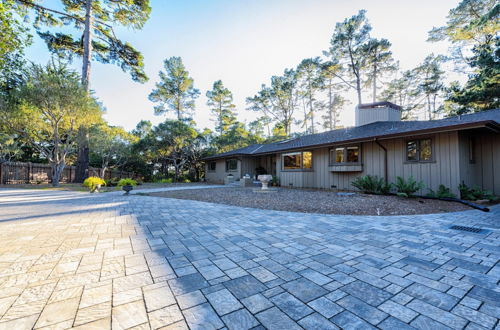 Photo 34 - Lx47: Pebble Garden Retreat Home With Modern Kitchen