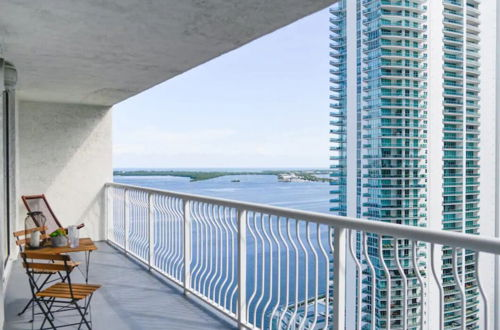 Foto 48 - Luxury Apartments W Pool & Ocean views