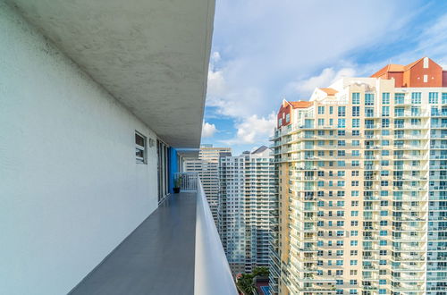 Photo 46 - Luxury Apartments W Pool & Ocean views