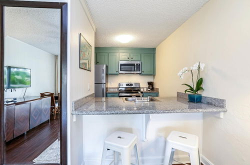 Photo 9 - Beautifully Upgraded, Full Kitchen, Comfy King Bed, Ac 1 Bedroom Condo by Redawning