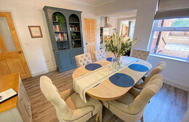 Luxurious Victorian Villa With Parking, Sleeps six - Foto 23
