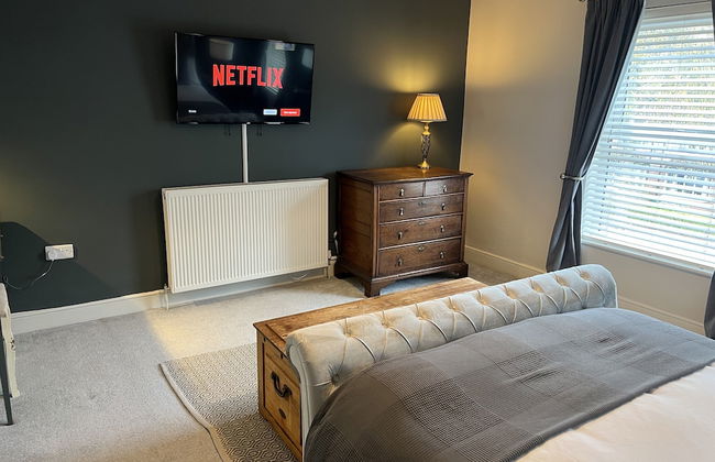 Luxurious Victorian Villa With Parking, Sleeps six - Foto 6
