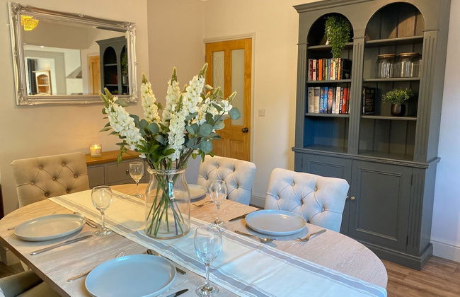 Luxurious Victorian Villa With Parking, Sleeps six - Foto 10