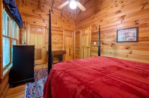 Photo 19 - Hilltop Hideaway - Endearing Mountain Cabin With Hot tub Foosball pet Friendly