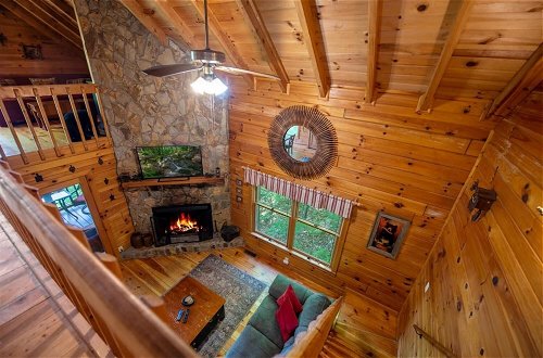 Photo 10 - Hilltop Hideaway - Endearing Mountain Cabin With Hot tub Foosball pet Friendly