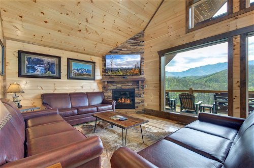Foto 20 - Splashtastic View Lodge by Jackson Mountain Rentals