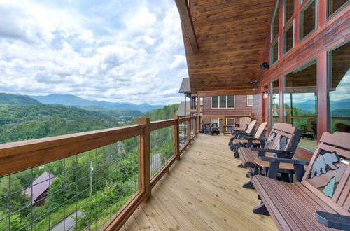 Foto 46 - Splashtastic View Lodge by Jackson Mountain Rentals