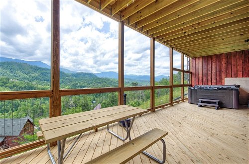 Foto 45 - Splashtastic View Lodge by Jackson Mountain Rentals
