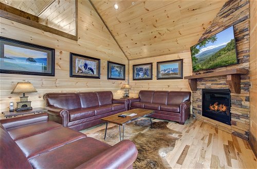Foto 42 - Splashtastic View Lodge by Jackson Mountain Rentals