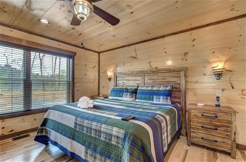 Foto 8 - Splashtastic View Lodge by Jackson Mountain Rentals