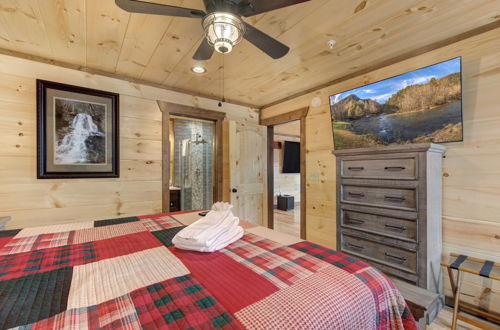 Foto 12 - Splashtastic View Lodge by Jackson Mountain Rentals