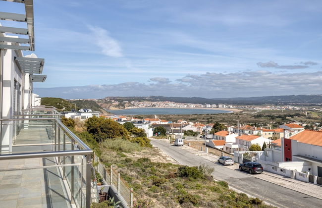 Modern Villa With Pool and Barbecue - Photo 60