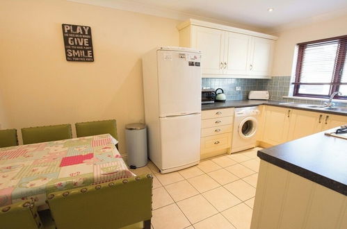 Photo 11 - Oyster Cottage Braunton Sleeps 6 Dog Friendly