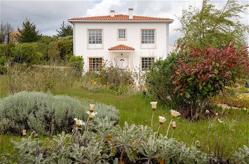 Foto 28 - Attractive Villa in Caldas da Rainha With a Terrace and bbq