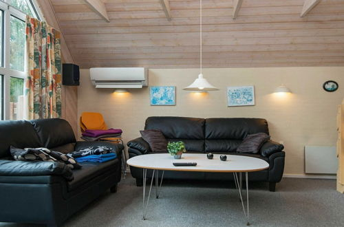 Photo 8 - 8 Person Holiday Home in Norre Nebel