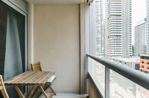 Photo 47 - AOC Suites - Heart of Downtown Condo