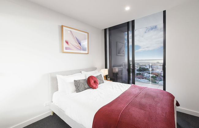 Ocean Views St Kilda Apartment by Ready Set Host - Foto 3