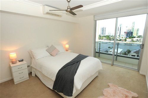 Photo 6 - Surfers Paradise Suite with Pool and Spa