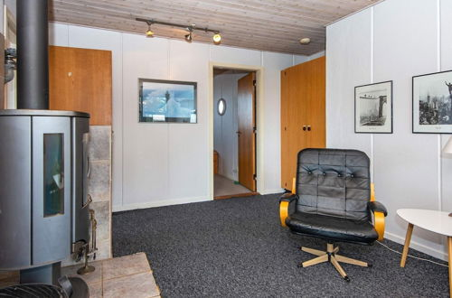 Photo 10 - 6 Person Holiday Home in Hvide Sande