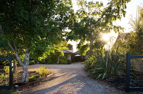 Photo 32 - East St at Daylesford