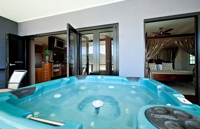 at Waterfront Whitsunday Retreat - Foto 2
