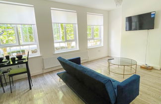 Photo 1 - Immaculate 1-bed Apartment in Orpington