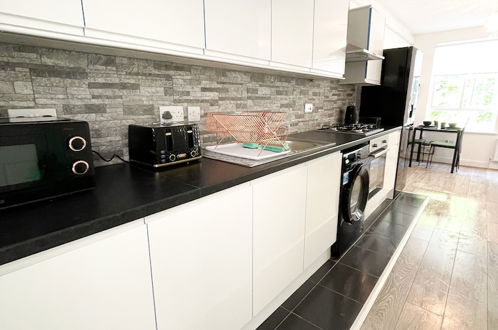 Photo 5 - Immaculate 1-bed Apartment in Orpington