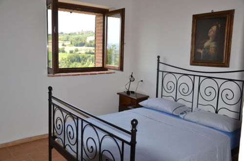 Photo 2 - Panoramic Farmhouse With Swimming Pool - Monticello