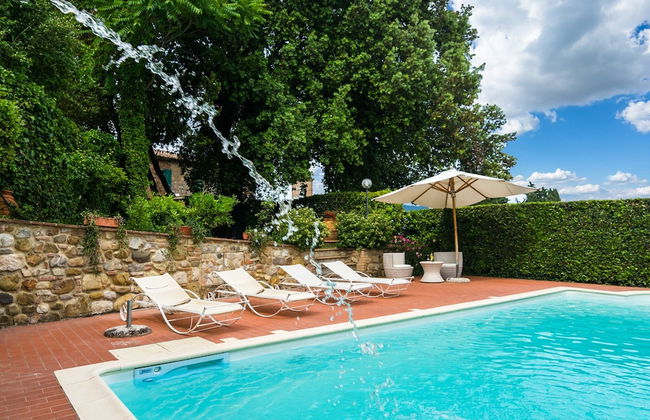 Holiday Home in Town Center with Pool, Garden, Hot Tub - Foto 39