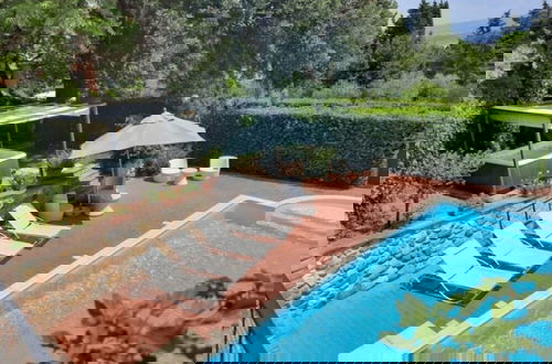 Photo 36 - Holiday Home in Town Center with Pool, Garden, Hot Tub