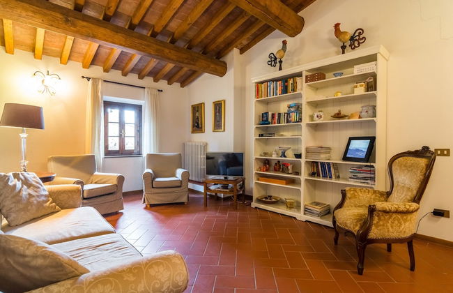 Holiday Home in Town Center with Pool, Garden, Hot Tub - Foto 13