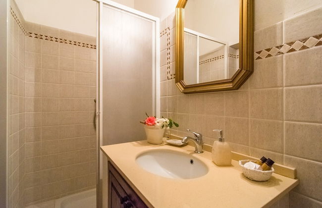 Holiday Home in Town Center with Pool, Garden, Hot Tub - Foto 29