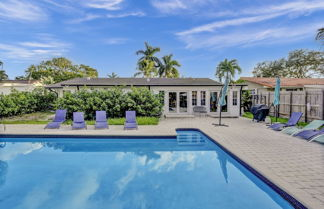 Foto 1 - Casa Ria Luxury House w Private Pool Near Aventura Mall