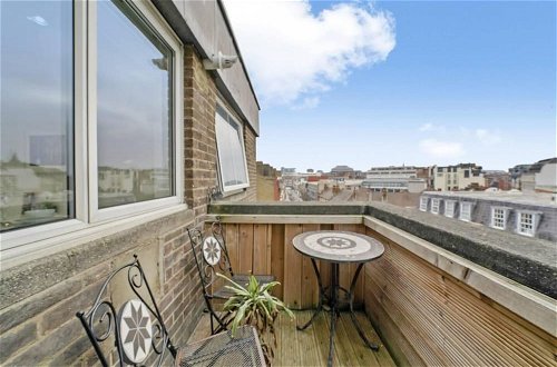 Foto 12 - Livestay- Trendy 1bed With Balcony in Westminster