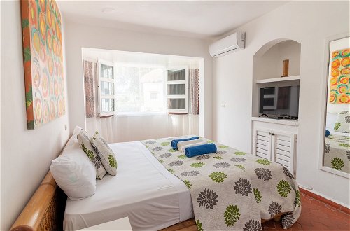 Photo 6 - Cozy 3-Bedroom Apartment with Pool Access near Bavaro Beach