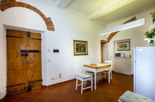 Foto 16 - Classic Tuscany Apartment A
