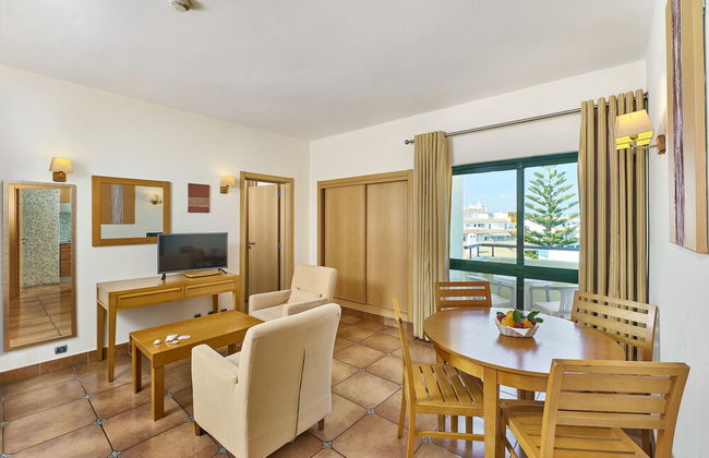 Oceanus Aparthotel - Foto 27