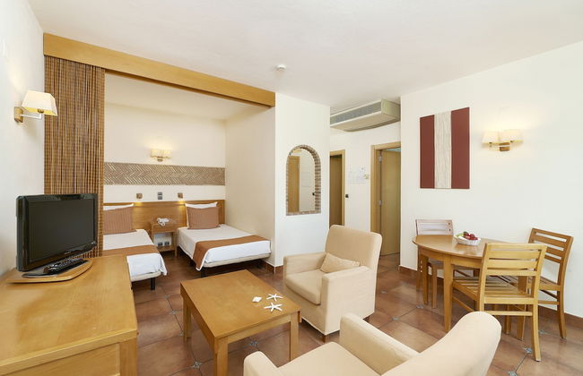Oceanus Aparthotel - Foto 11