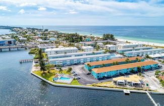 Photo 3 - Anna Maria Island Absolute Anna Maria-private Beach Access-heated Pool-wi-fi