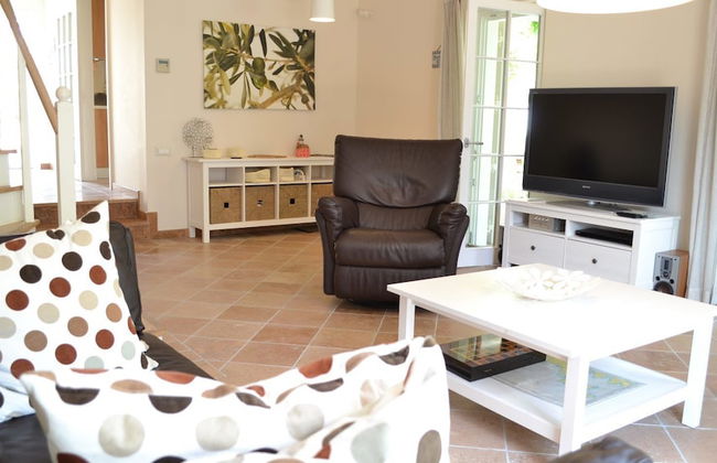 Portville Villas by Villa Safiya - Photo 9