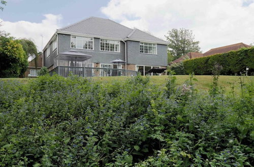 Photo 37 - Inviting 7-bed House With sea Views in Hythe