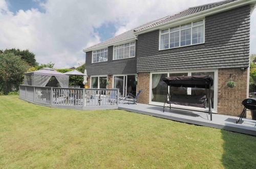 Photo 36 - Inviting 7-bed House With sea Views in Hythe