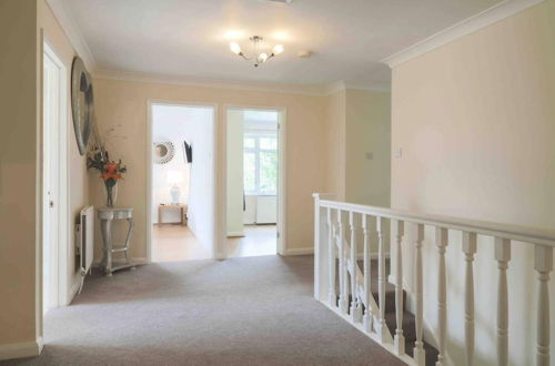 Photo 9 - Inviting 7-bed House With sea Views in Hythe