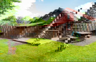 Foto 1 - 6 Person Holiday Home in Hovborg