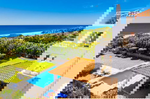 Photo 27 - Villa Mediterranean Blue
