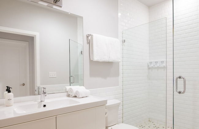 Sosuite 1BR Apt w W D Shared Roofdeck - Foto 36