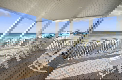 Foto 27 - Buckeye On The Beach Gulf Front Seaside, Fl Right Next To Town Center, Sleeps 10! 4 Bedroom Home by RedAwning