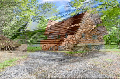 Foto 1 - Ridge Views - Private Mountain Top Cabin 2 Bedroom Cabin by Heavenly Views Resort